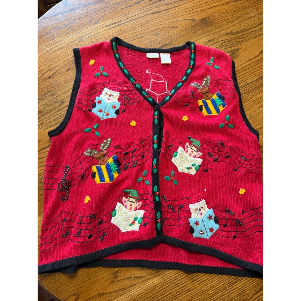Bobbie Brooks Woman Red Christmas Sweater Vest Caroling Santa Reindeer 26W/28W